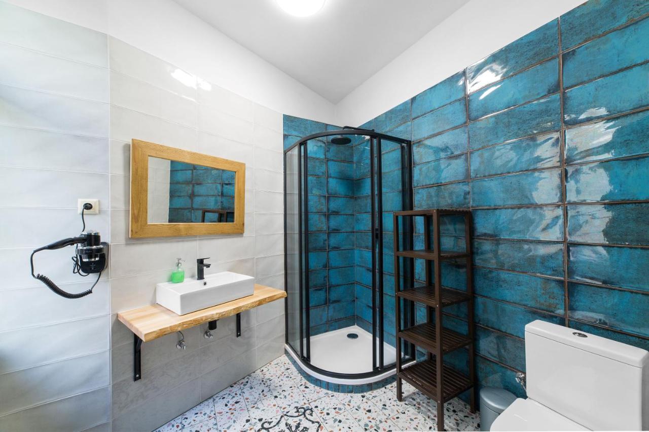 Hostel Elf Прага Экстерьер фото